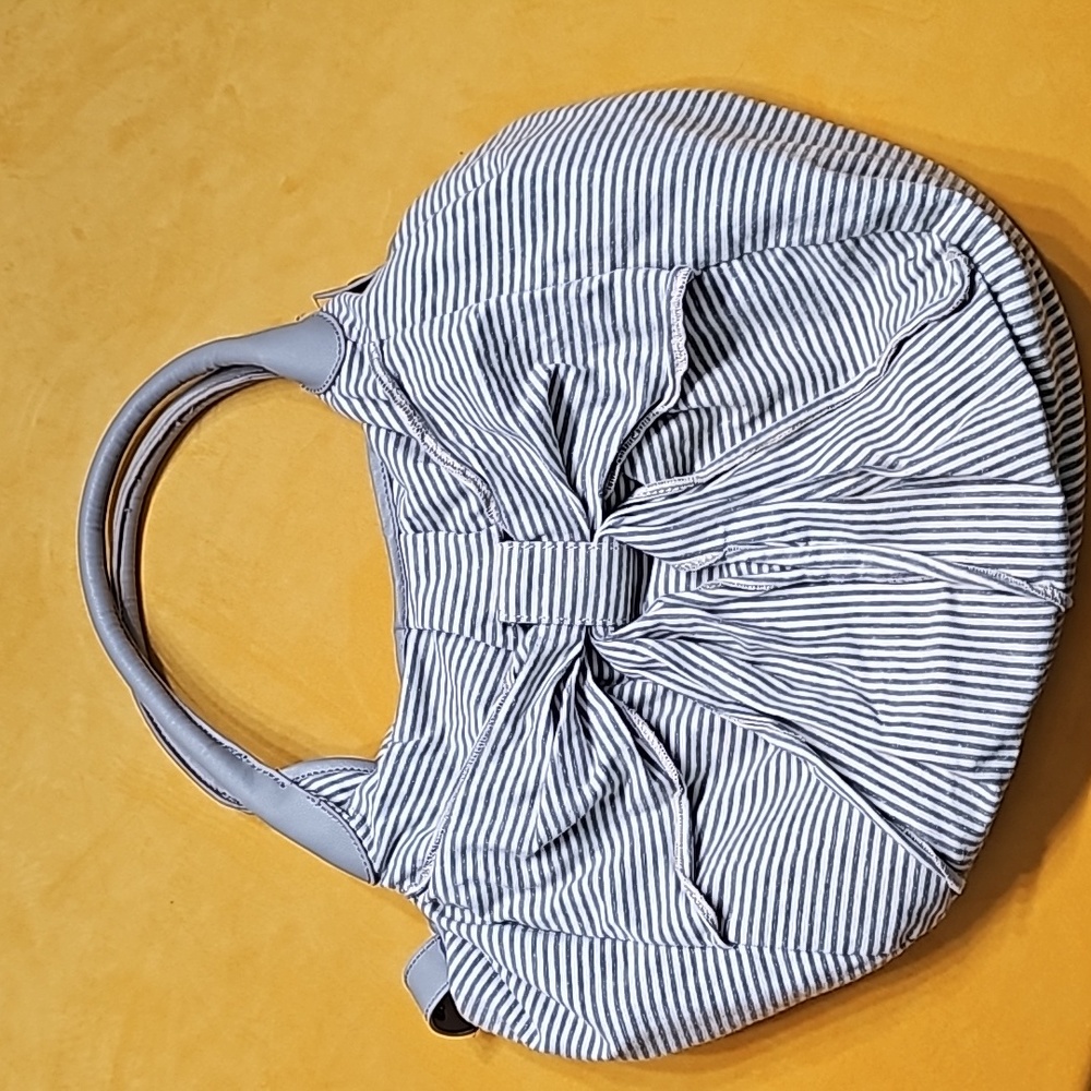 Candie's grey white striped t-shirt fabric purse